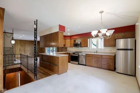$599,999 | 10712 Wildwood Drive, Fishers, IN 46037