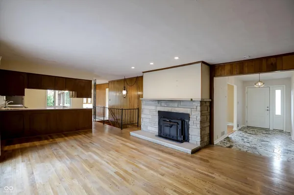 $599,999 | 10712 Wildwood Drive, Fishers, IN 46037