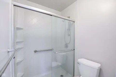 $599,999 | 10712 Wildwood Drive, Fishers, IN 46037