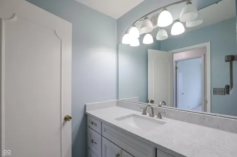 $599,999 | 10712 Wildwood Drive, Fishers, IN 46037