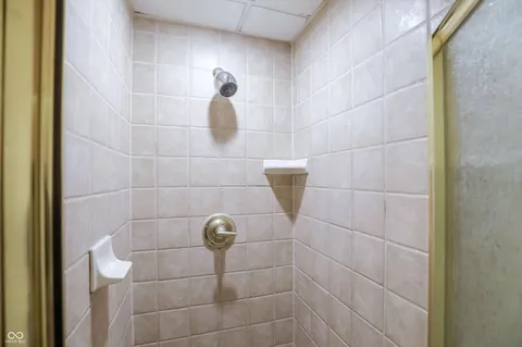 $599,999 | 10712 Wildwood Drive, Fishers, IN 46037