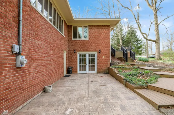 $599,999 | 10712 Wildwood Drive, Fishers, IN 46037