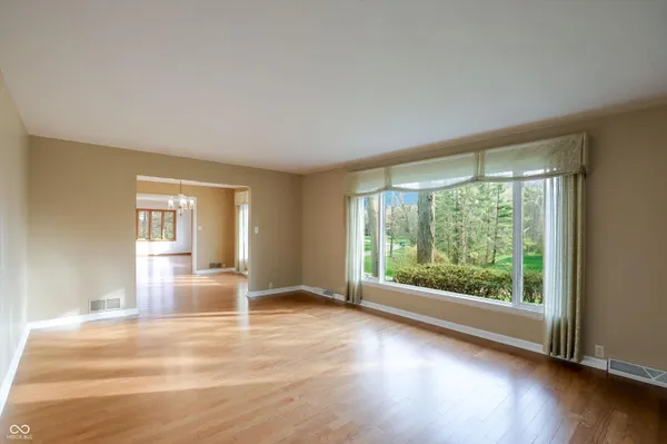 $599,999 | 10712 Wildwood Drive, Fishers, IN 46037