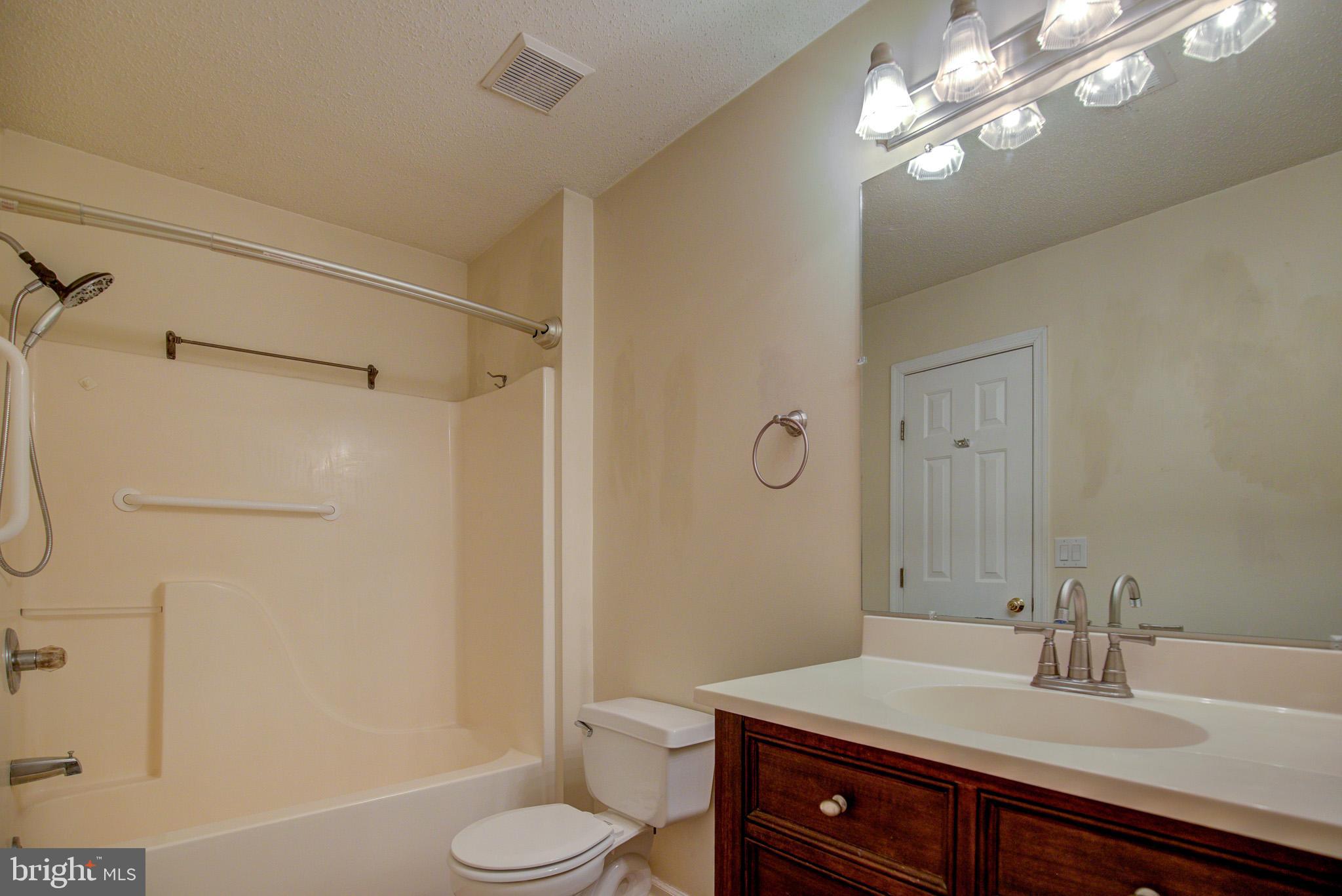 756 Ripplebrook Drive Culpeper, VA 22701 - Photo 20 of 27 Primary Bath
