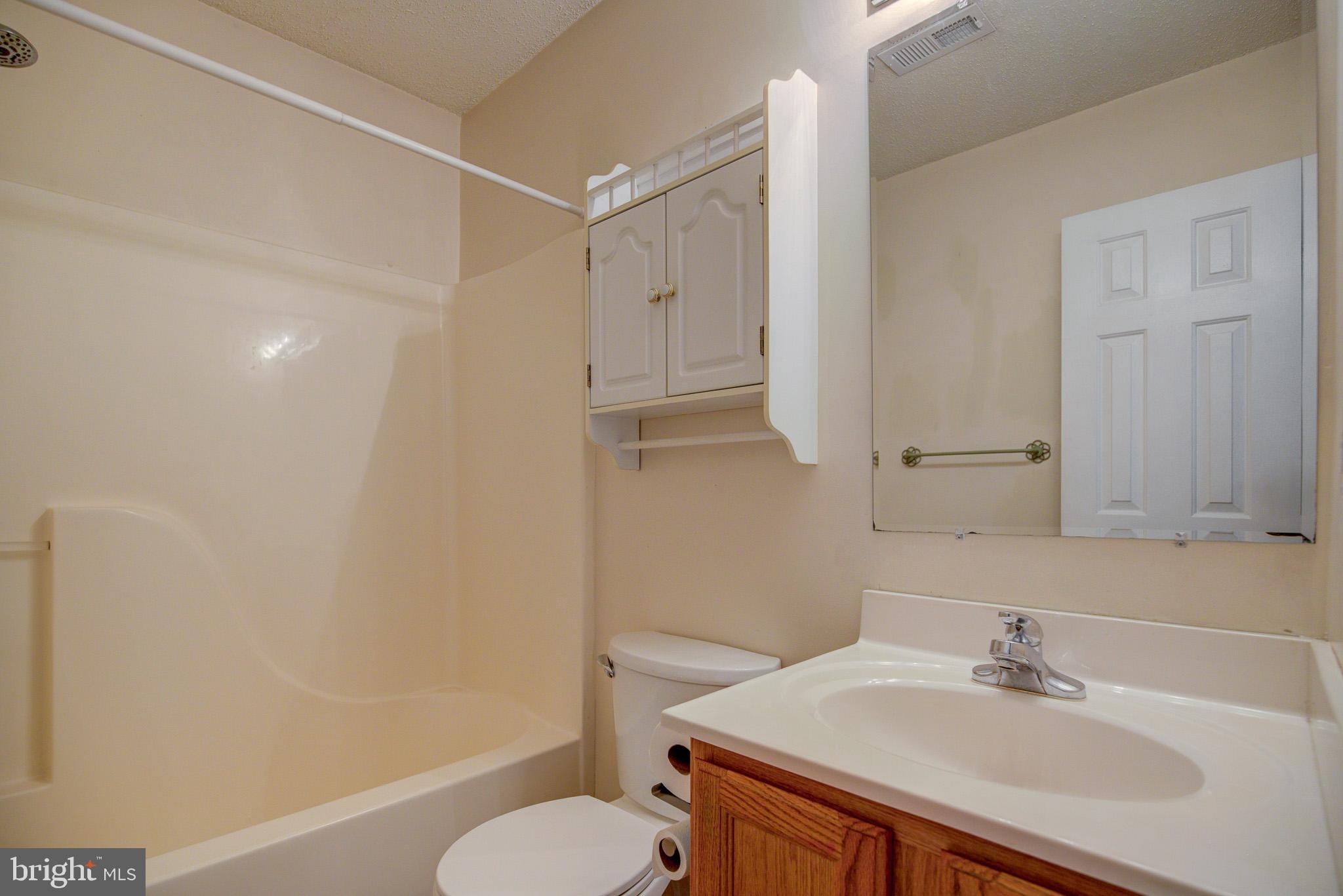756 Ripplebrook Drive Culpeper, VA 22701 - Photo 23 of 27 Second Bath