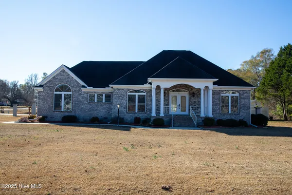 $480,000 | 27 Stewart Circle, Whiteville, NC 28472