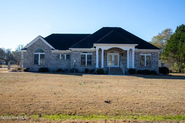 $480,000 | 27 Stewart Circle, Whiteville, NC 28472