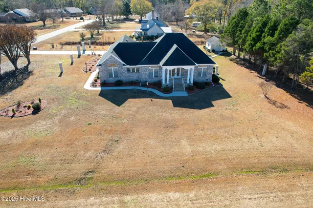 $480,000 | 27 Stewart Circle, Whiteville, NC 28472