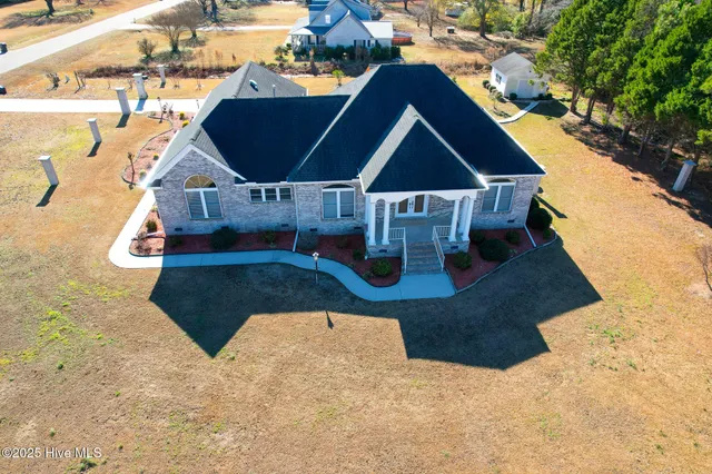 $480,000 | 27 Stewart Circle, Whiteville, NC 28472