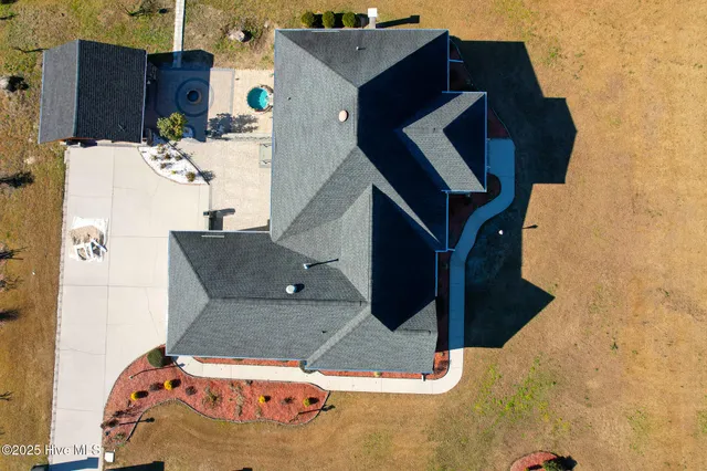 $480,000 | 27 Stewart Circle, Whiteville, NC 28472