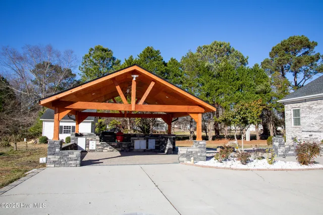 $480,000 | 27 Stewart Circle, Whiteville, NC 28472