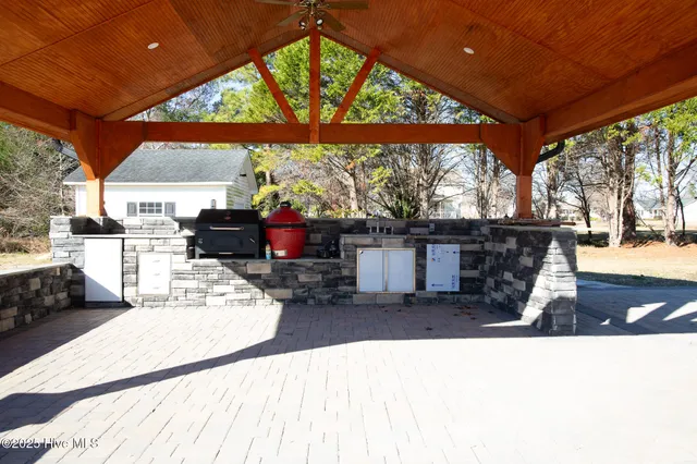 $480,000 | 27 Stewart Circle, Whiteville, NC 28472