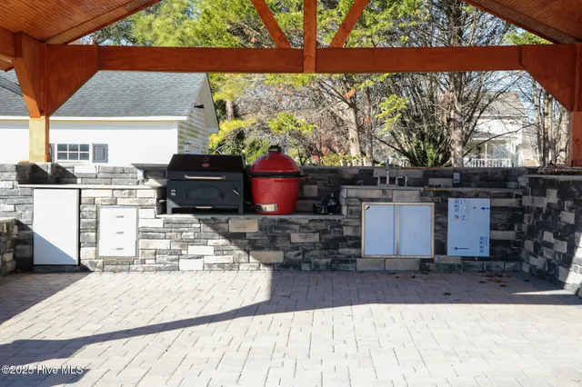 $480,000 | 27 Stewart Circle, Whiteville, NC 28472