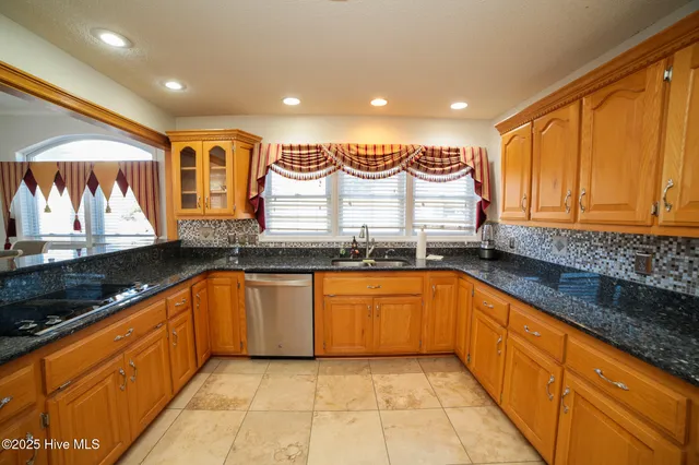 $480,000 | 27 Stewart Circle, Whiteville, NC 28472