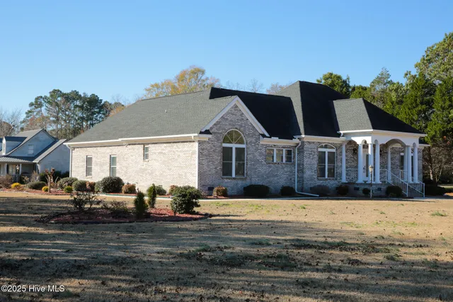 $480,000 | 27 Stewart Circle, Whiteville, NC 28472