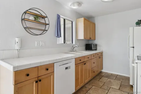 $569,900 | 4415 38th Street, Unit 4, San Diego, CA 92116