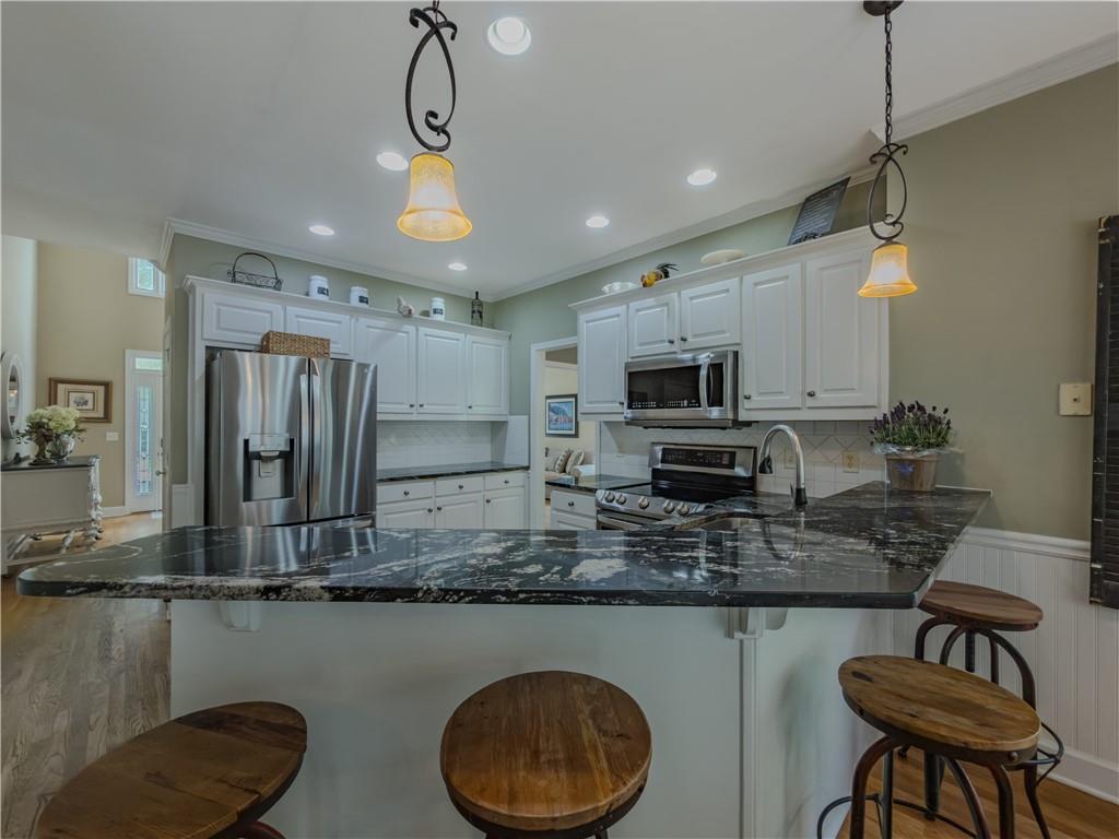 1116 Maple Creek Ridge Loganville, GA 30052 - Photo 11 of 64