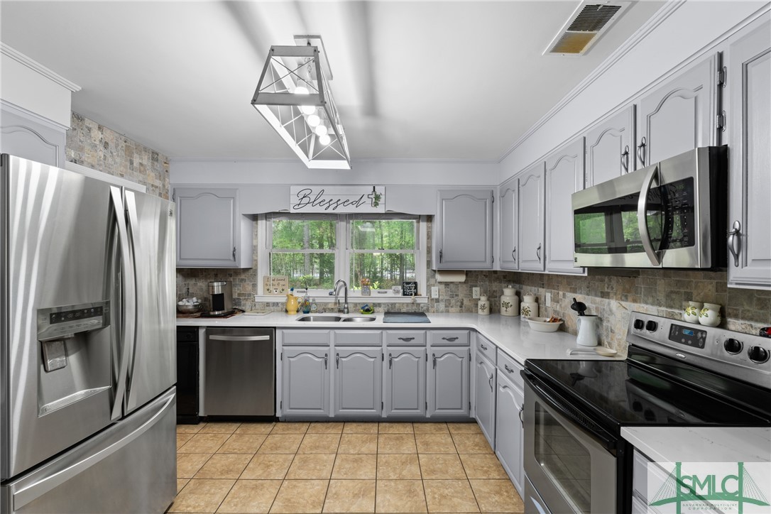 571 Hood Road Statesboro, GA 30458 - Photo 23 of 47 Gallery Image 23