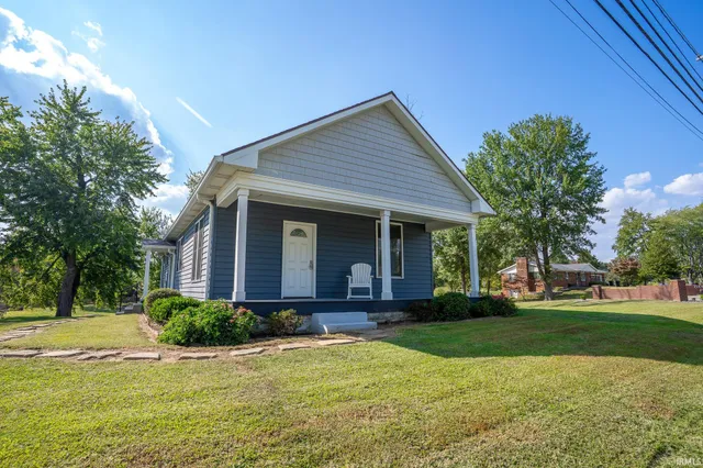 $239,900 | 6100 Oak Hill Road, Evansville, IN 47711