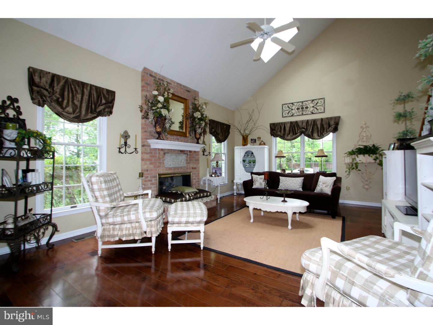 2113 Ashley Road Newtown, PA 18940 - Photo 6 of 23 Gallery Image 6