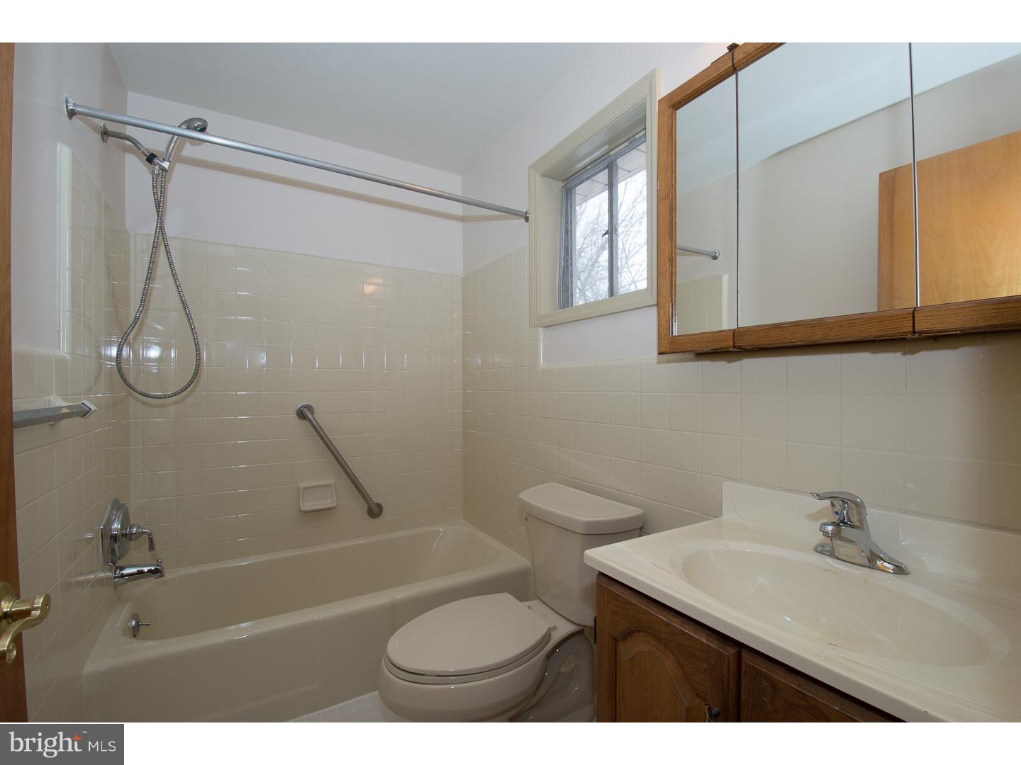 1240 West Valley Road Wayne, PA 19087 - Photo 15 of 24