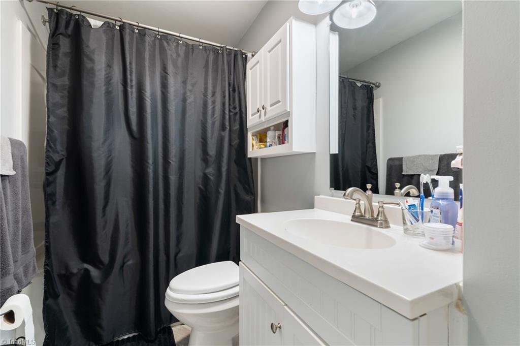 2110 Whitney Road Winston-Salem, NC 27106 - Photo 29 of 50