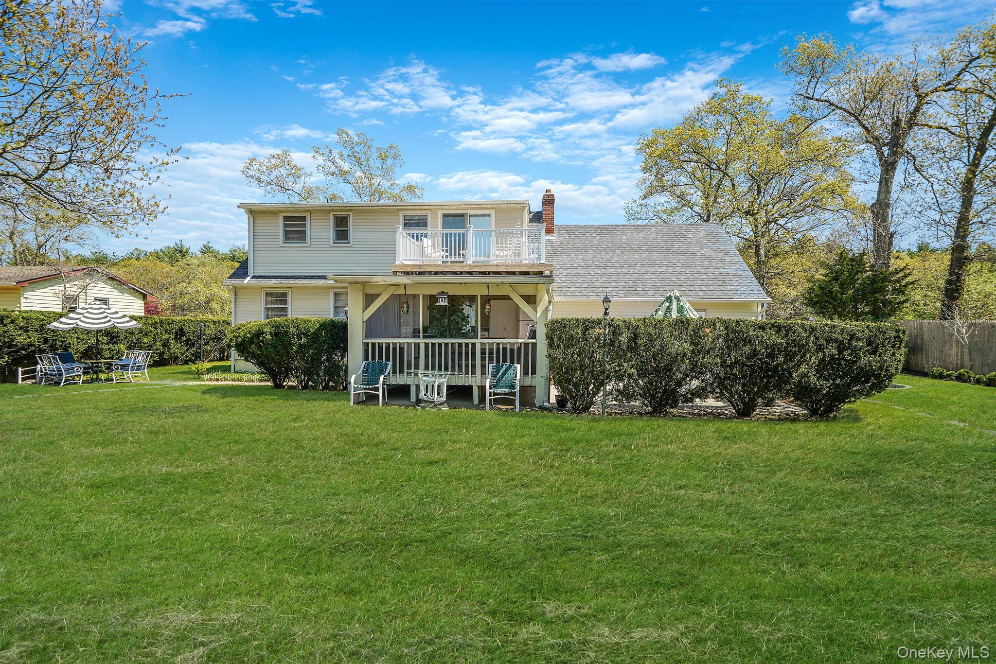 1989 William Floyd Parkway Ridge, NY 11961 - Photo 33 of 43