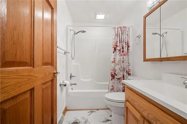 $338,000 | 230 Roebling Drive, Saxonburg, PA 16056