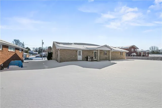 $338,000 | 230 Roebling Drive, Saxonburg, PA 16056