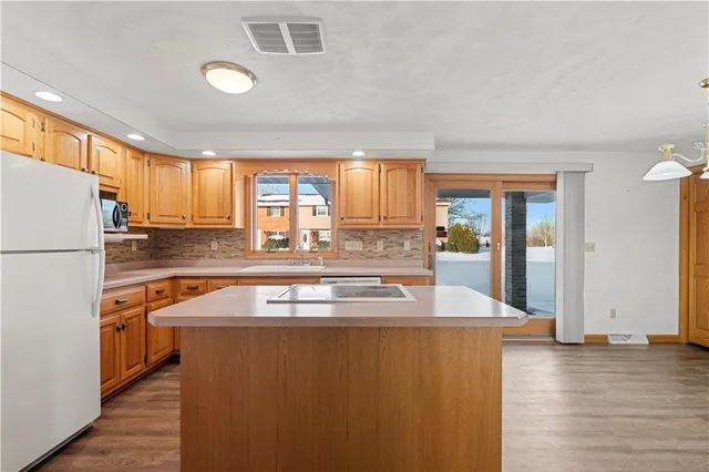 $338,000 | 230 Roebling Drive, Saxonburg, PA 16056