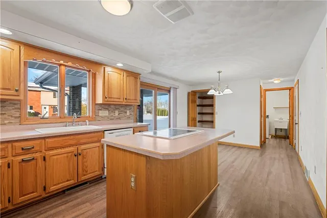 $338,000 | 230 Roebling Drive, Saxonburg, PA 16056