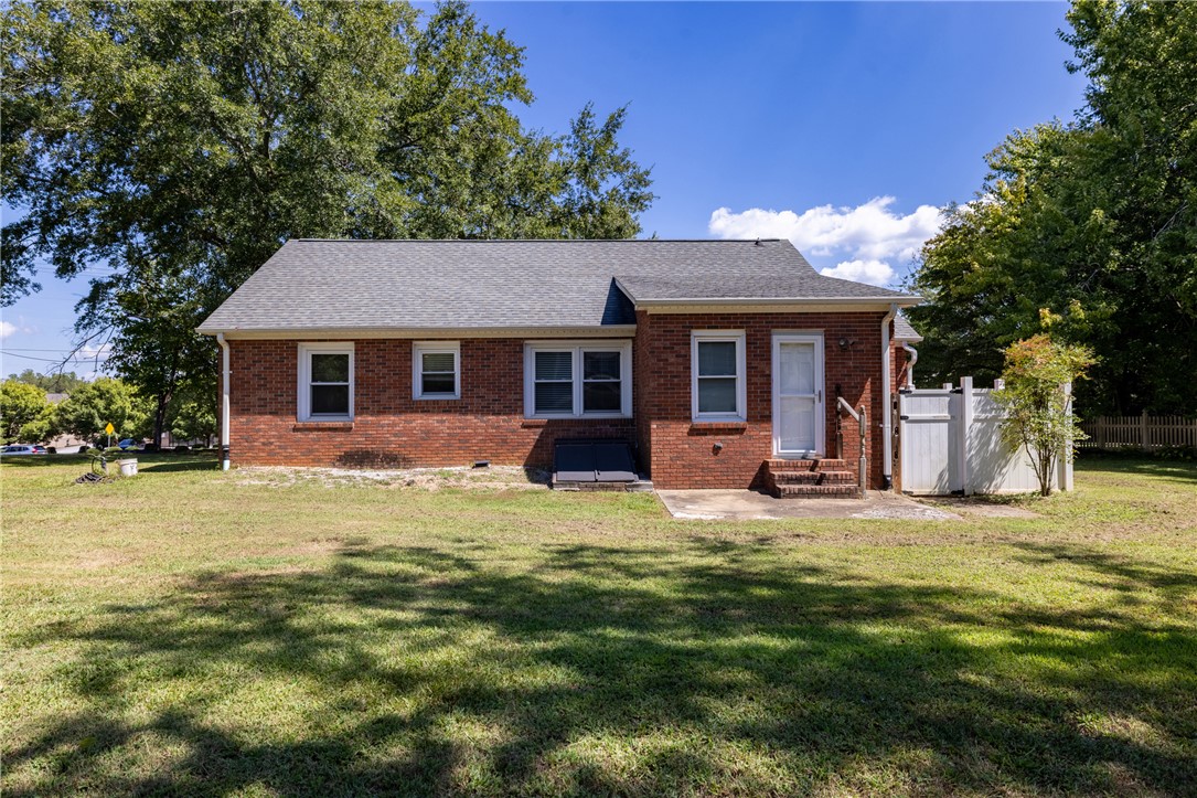 609 Issaqueena Trail Clemson, SC 29631 - Photo 24 of 33 Gallery Image 24