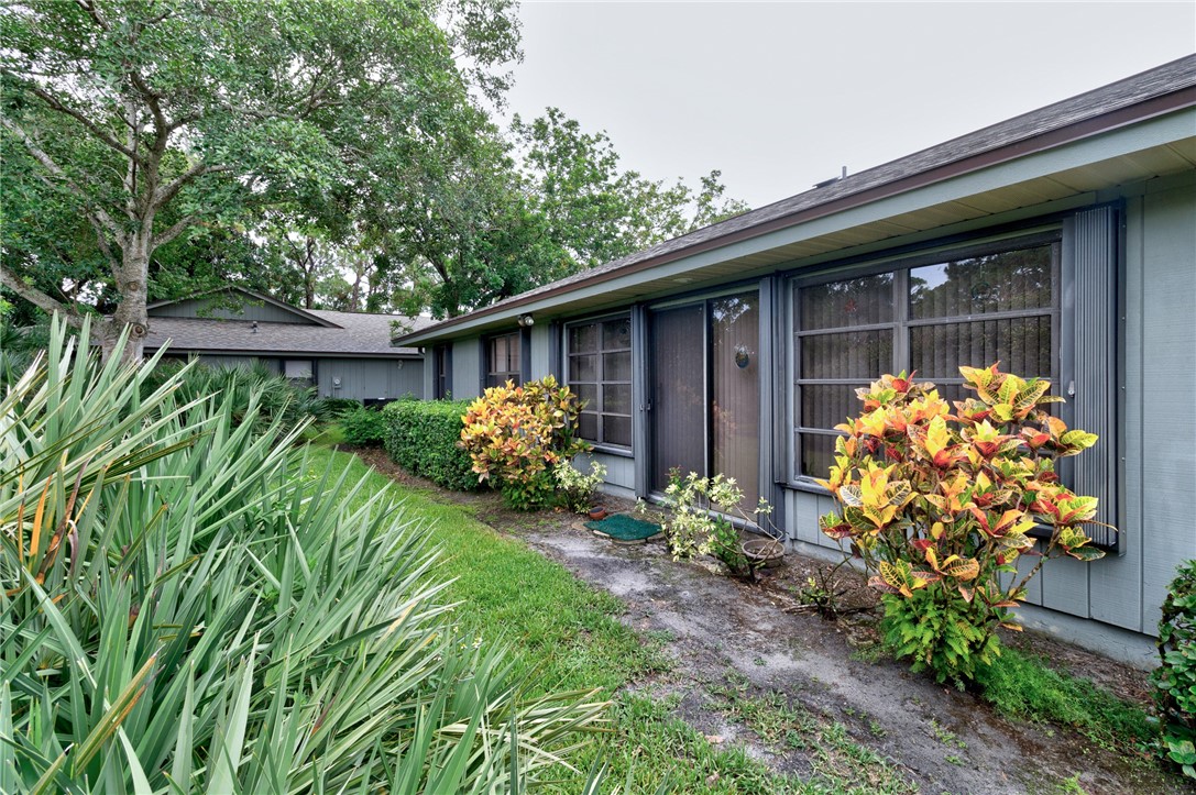 738 Timber Ridge Trail Southwest, Unit 2 Vero Beach, FL 32962 - Photo 24 of 36 Gallery Image 24