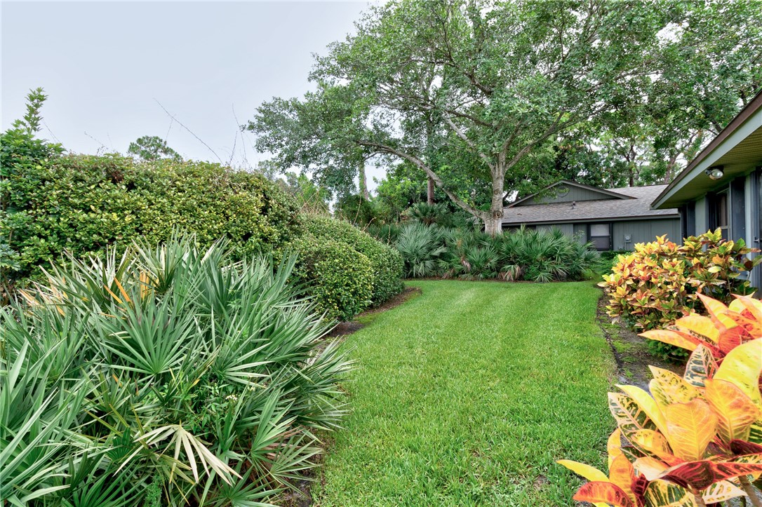 738 Timber Ridge Trail Southwest, Unit 2 Vero Beach, FL 32962 - Photo 26 of 36 Gallery Image 26