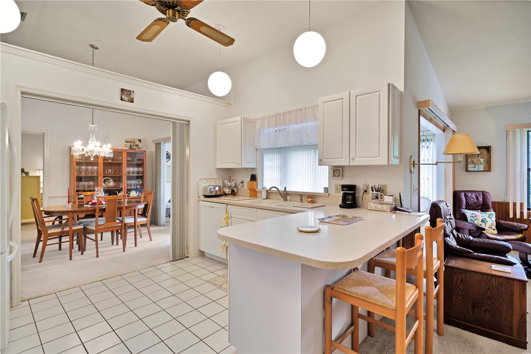 738 Timber Ridge Trail Southwest, Unit 2 Vero Beach, FL 32962 - Photo 6 of 36 Gallery Image 6