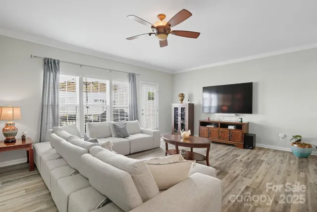 $379,900 | 15815 Castle Watch Avenue, Charlotte, NC 28277