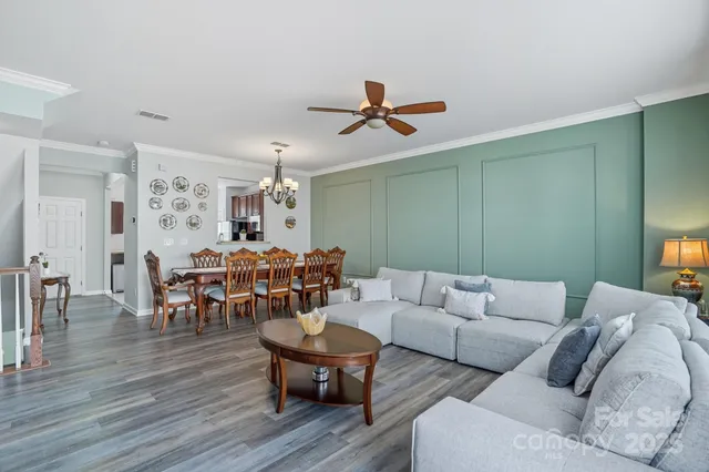 $379,900 | 15815 Castle Watch Avenue, Charlotte, NC 28277