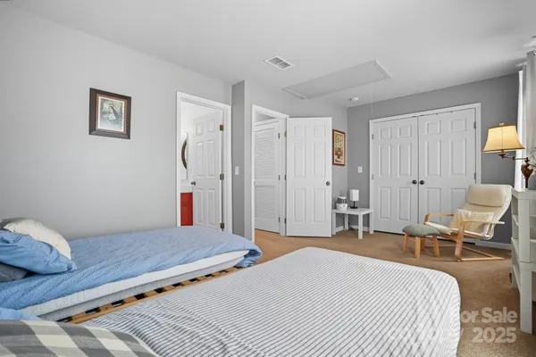 $372,900 | 15815 Castle Watch Avenue, Charlotte, NC 28277