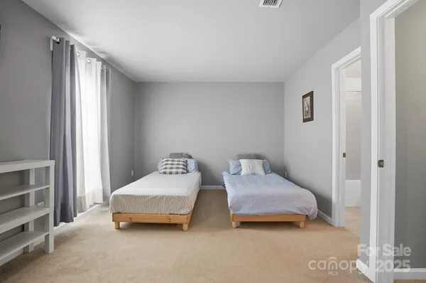 $372,900 | 15815 Castle Watch Avenue, Charlotte, NC 28277