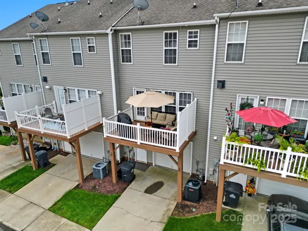 $372,900 | 15815 Castle Watch Avenue, Charlotte, NC 28277