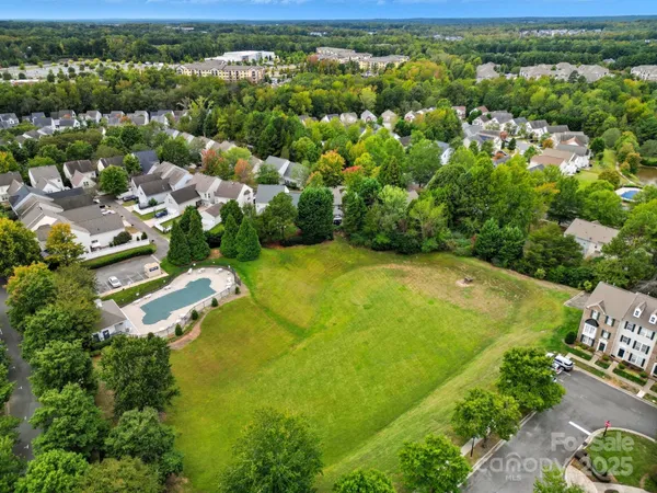 $372,900 | 15815 Castle Watch Avenue, Charlotte, NC 28277