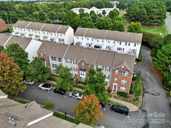 $372,900 | 15815 Castle Watch Avenue, Charlotte, NC 28277