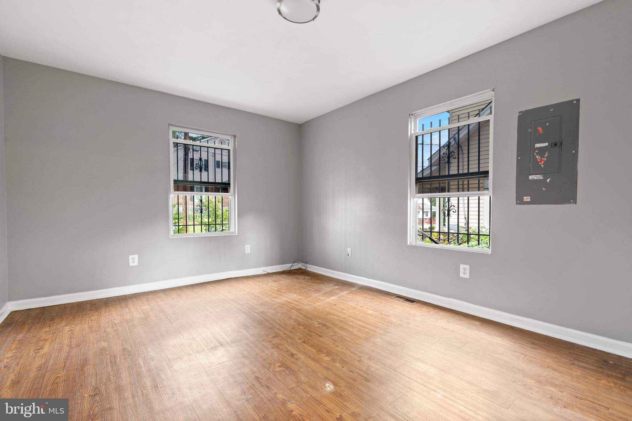 4203 Shell Street Capitol Heights, MD 20743 - Photo 9 of 25 an empty room with windows