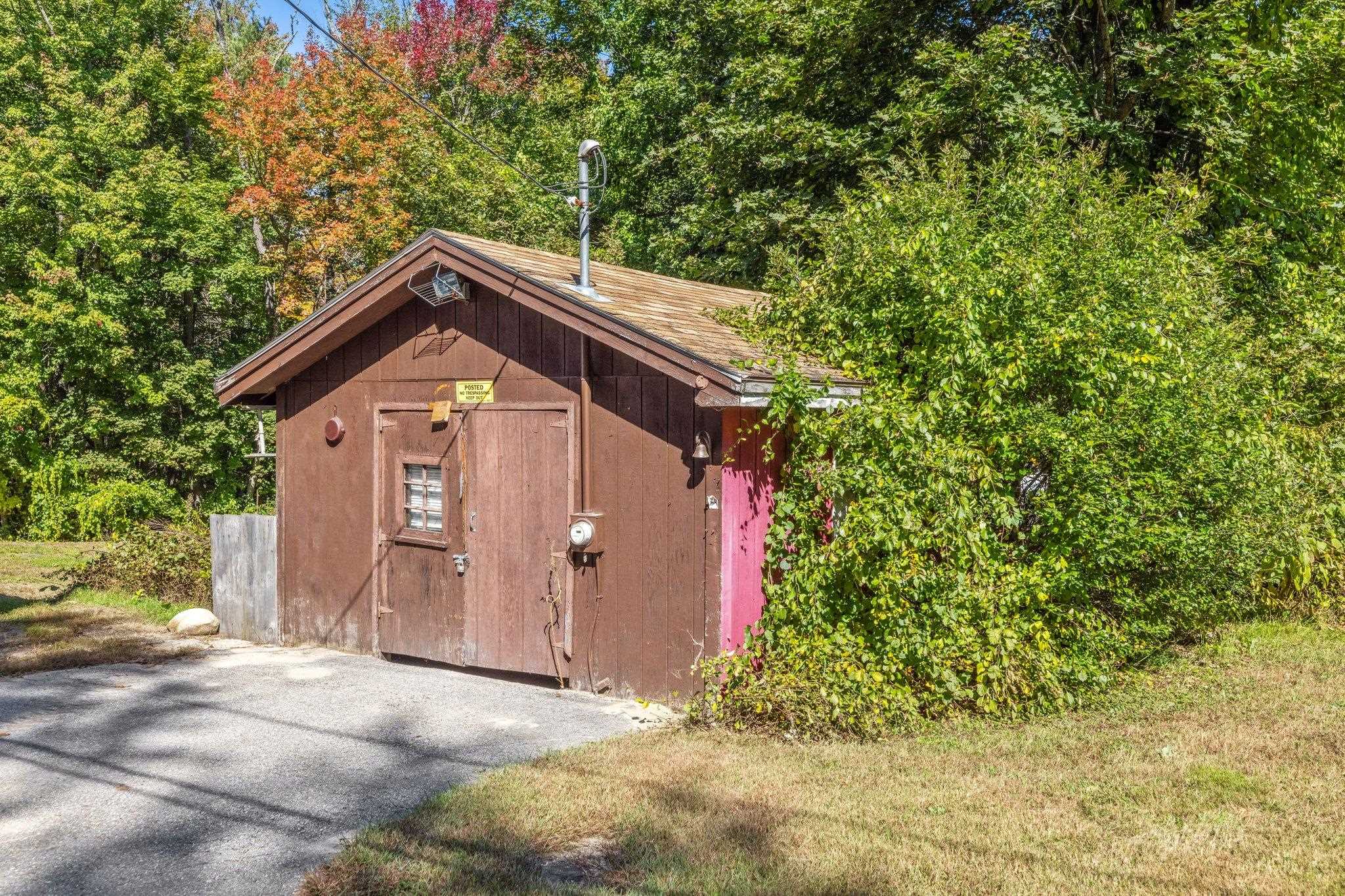 260 Beach Pond Road Wolfeboro, NH 03894 - Photo 15 of 40
