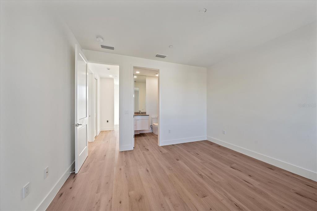 1720 Alderman Street Sarasota, FL 34236 - Photo 32 of 43