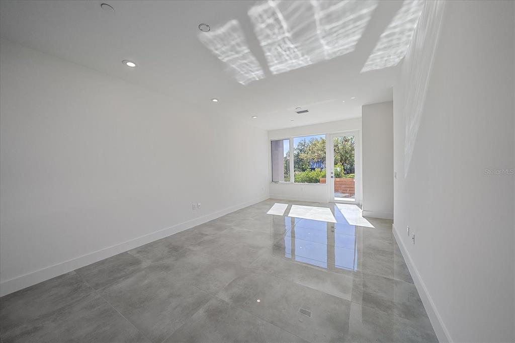 1720 Alderman Street Sarasota, FL 34236 - Photo 37 of 43