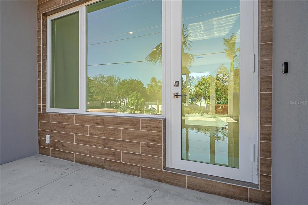 1720 Alderman Street Sarasota, FL 34236 - Photo 4 of 43