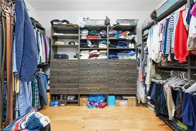 $575,000 | 5770 Highland Grove Drive, Summerfield, NC 27358