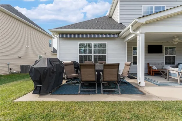 $575,000 | 5770 Highland Grove Drive, Summerfield, NC 27358