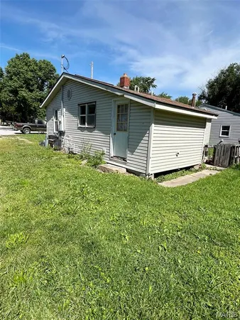 $180,000 | 806 Stella Street, Montgomery City, MO 63361